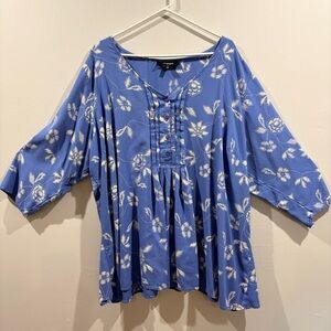 Plus Size Floral Peasant Blouse 3X Boho Tunic Top Blue White Rayon Fall Layering